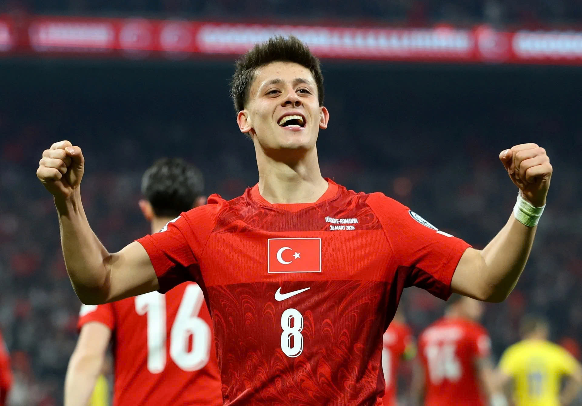 Thổ Nhĩ Kỳ vượt ải Romania: Khoảnh khắc Kadioglu và dấu ấn Arda Guler