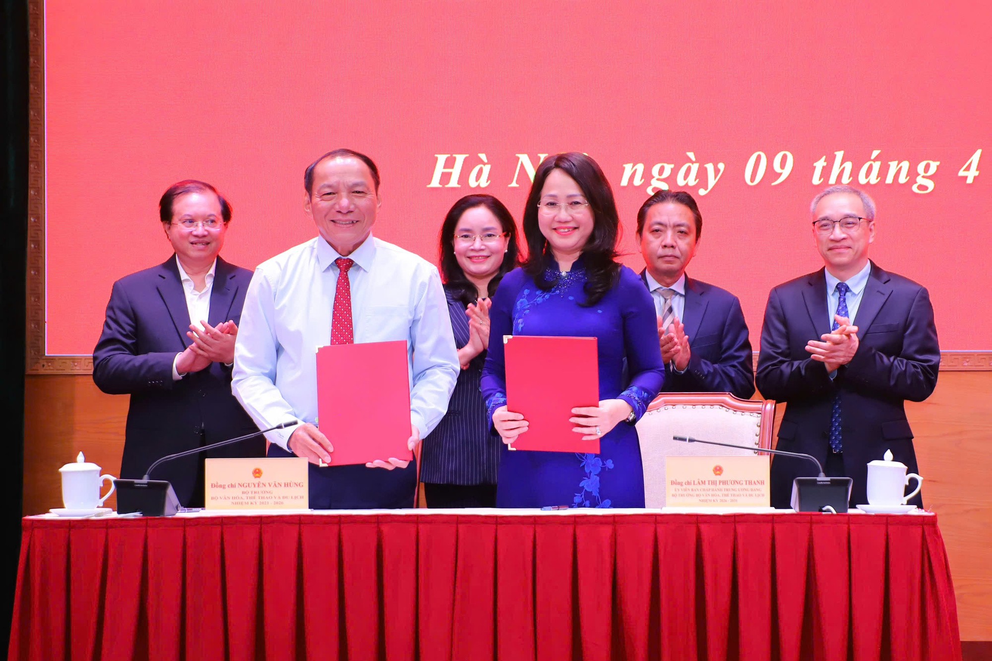 Bàn giao Bộ Văn hóa, Thể thao và Du lịch 2026: Khởi đầu cho một giai đoạn phát triển mới