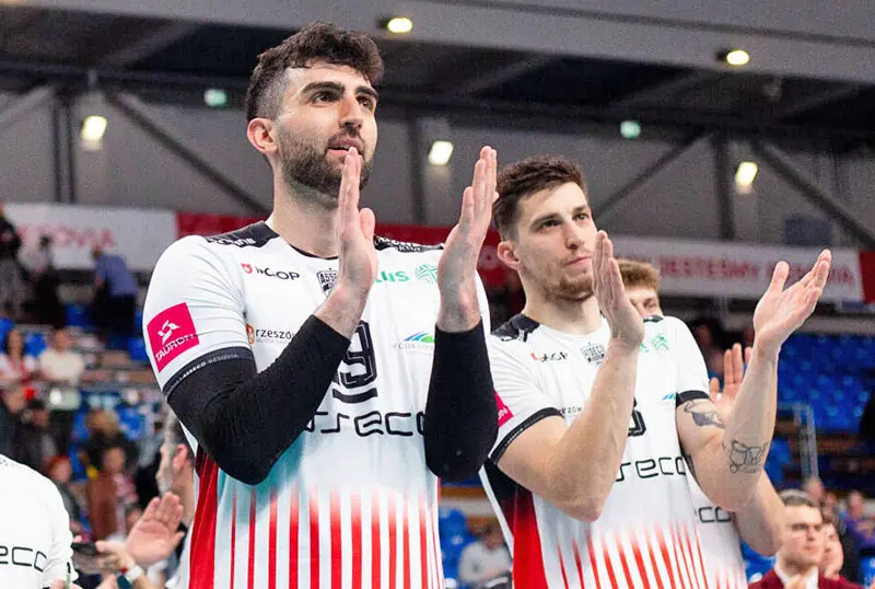 Marcin Janusz chia tay tuyển Ba Lan: Khi đỉnh cao phải dừng lại vì sức khỏe