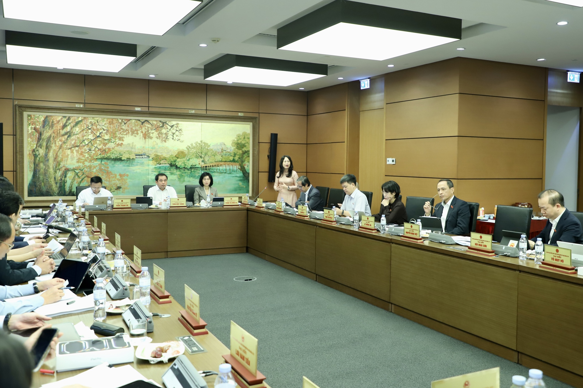 Tháo gỡ vướng mắc, tạo động lực phát triển văn hóa Việt Nam