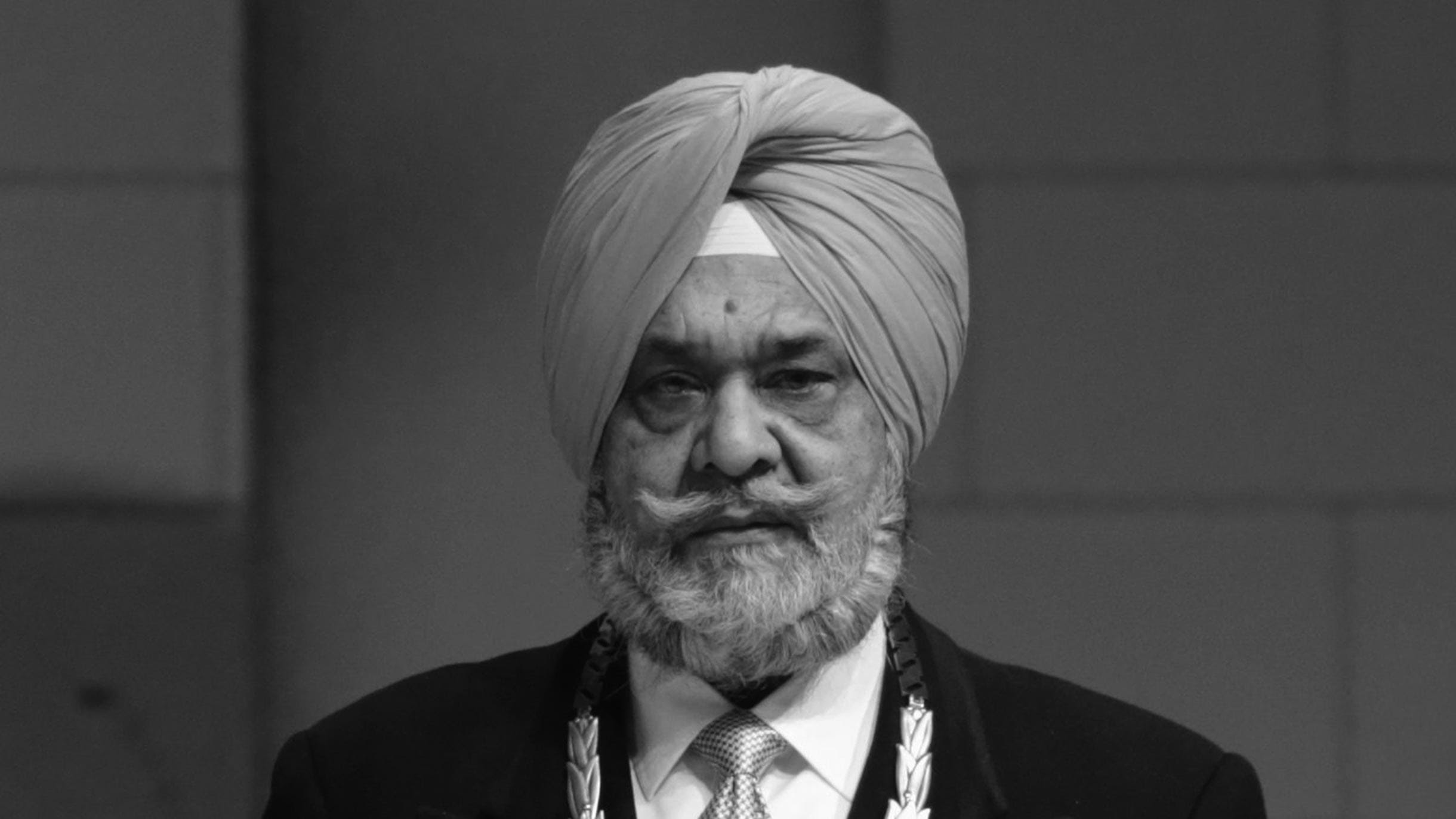 RAJA RANDHIR SINGH VÀ DI SẢN KHÔNG THỂ ĐONG ĐẾM CỦA THỂ THAO CHÂU Á