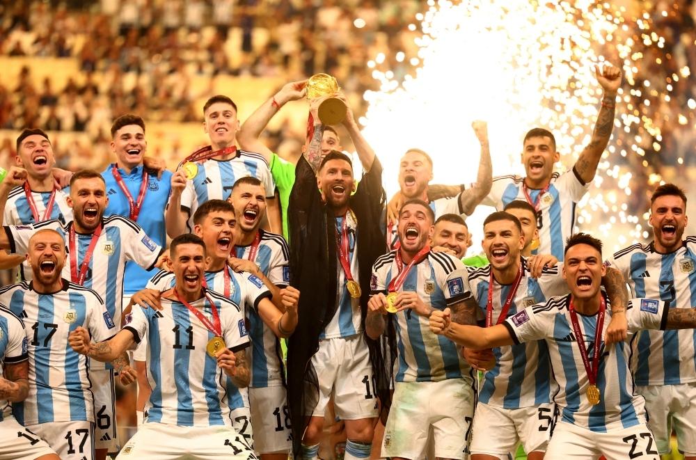 Messi và Mbappe trước cột mốc lịch sử, Ronaldo ngày càng xa cuộc đua ghi bàn World Cup