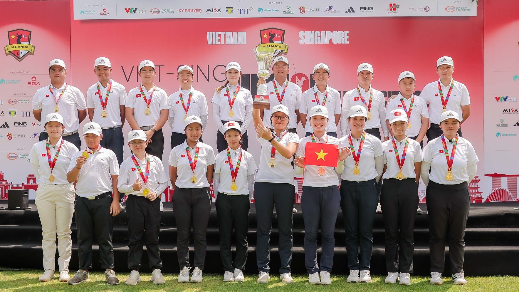 Viet - Sing Junior Alliance Cup 2026: Tuyển golf trẻ Việt Nam đăng quang đầy thuyết phục