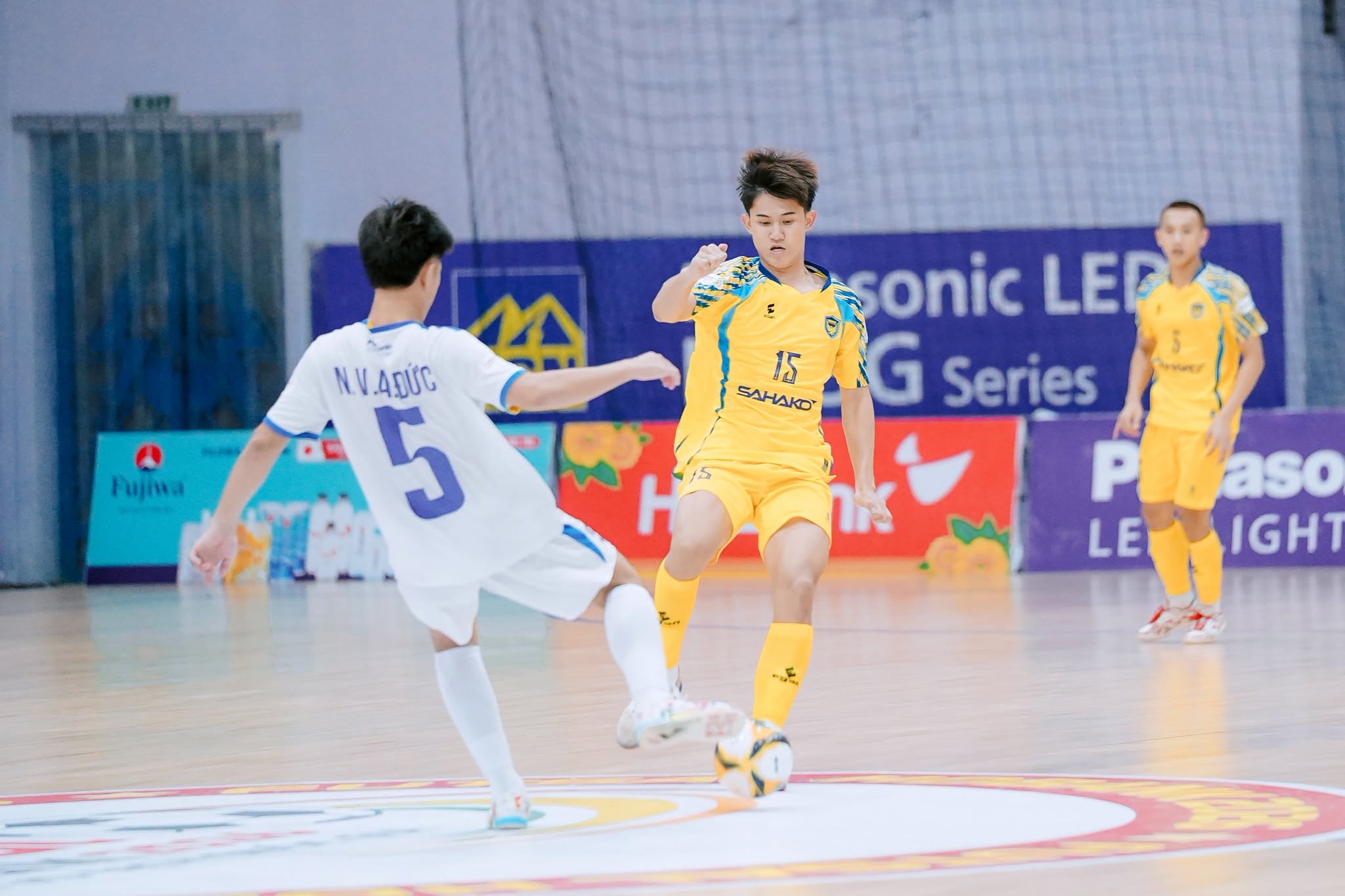 Futsal Việt Nam 2026: Thái Sơn Nam bùng nổ, cuộc đua vô địch nóng trở lại