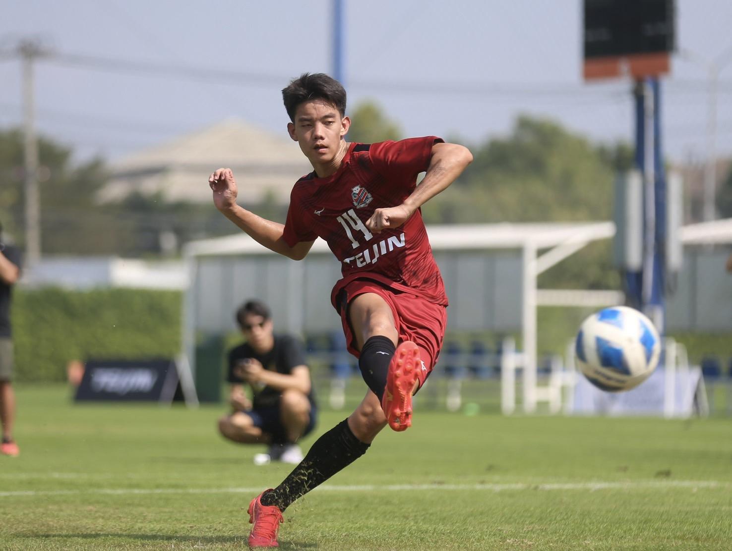 U19 Thái Lan phô diễn đẳng cấp để tiến gần chức vô địch Đông Nam Á