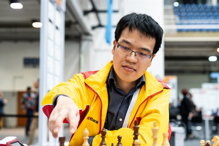 Lê Quang Liêm tỏa sáng tại ASEAN E-Sports Chess Cup 2026
