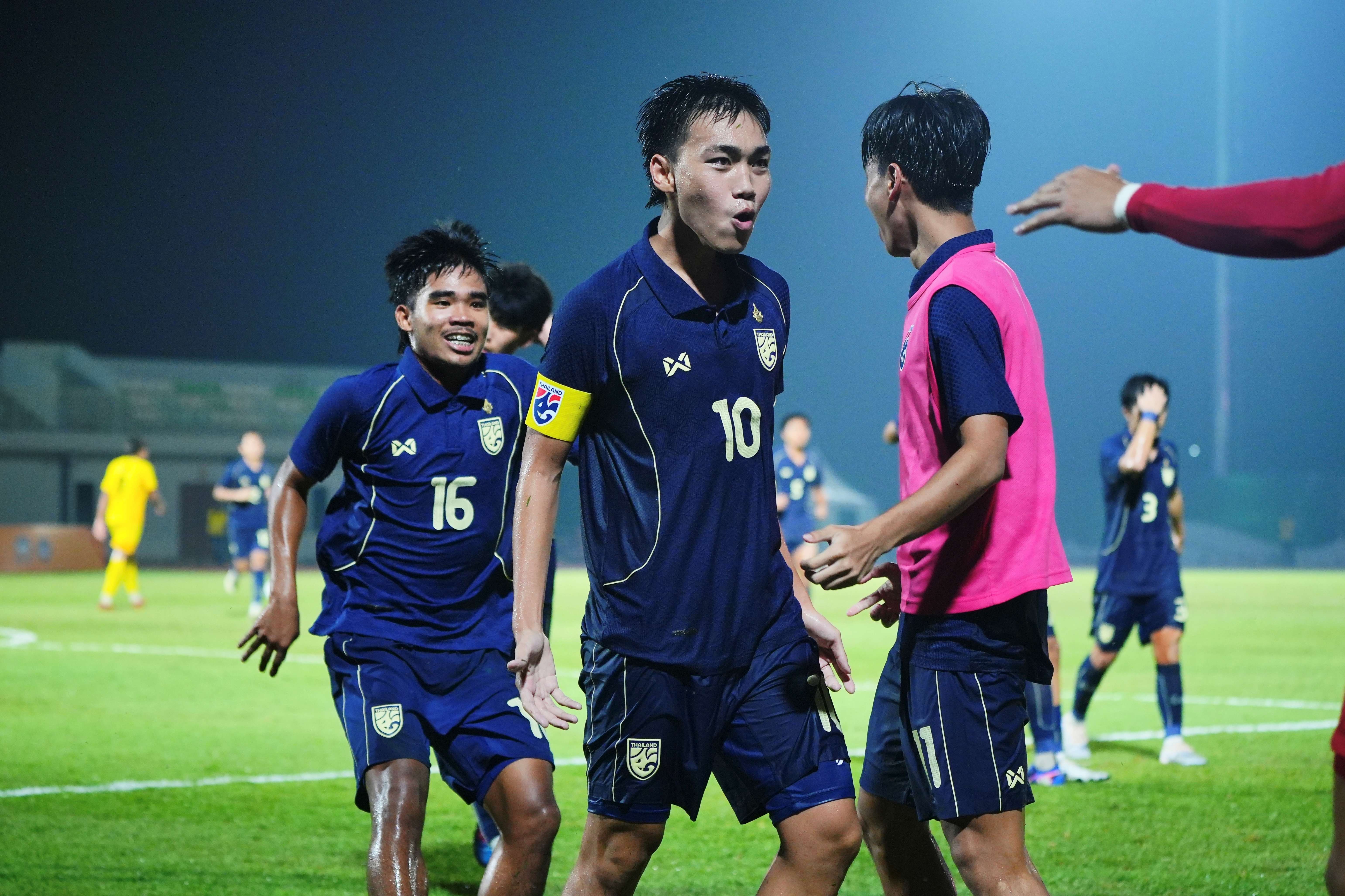 U19 Việt Nam chờ giờ định đoạt, cánh cửa bán kết đã mở rộng hơn bao giờ hết