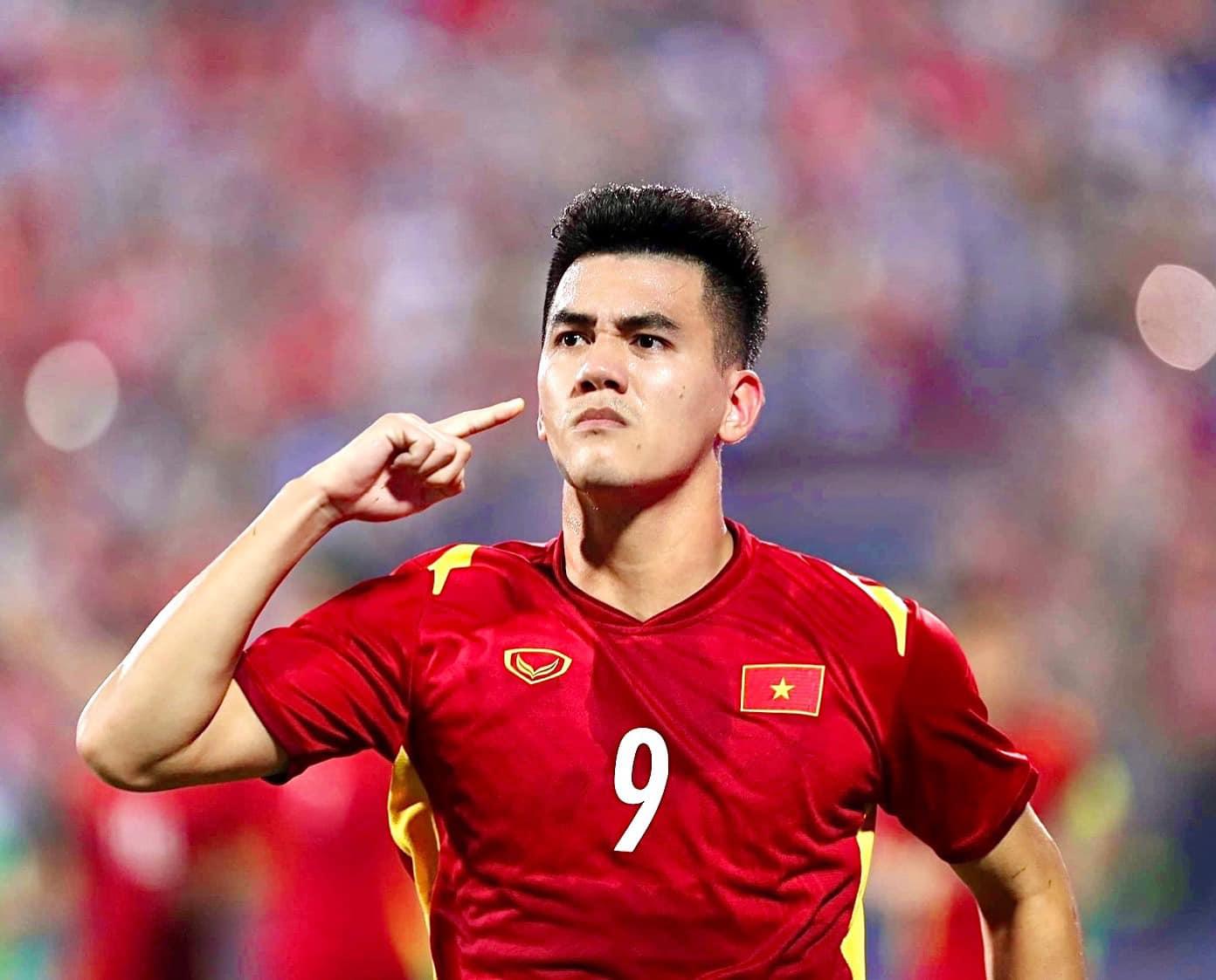 Tiến Linh trở lại đường đua tuyển Việt Nam sau những tháng ngày bị hoài nghi