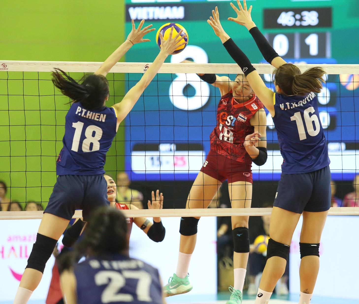 U18 Việt Nam thắng đậm Ấn Độ, chính thức ghi tên vào tứ kết Giải Bóng chuyền U18 châu Á 2026