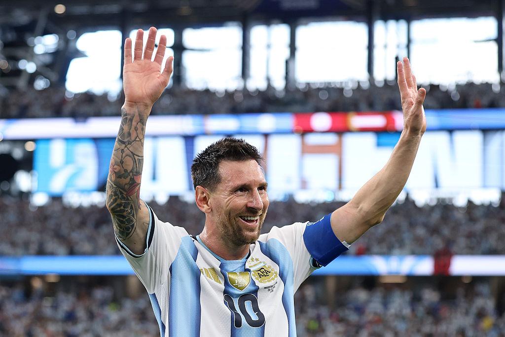 Lionel Messi tiếp tục viết lịch sử, Argentina tiến vào tứ kết World Cup 2026