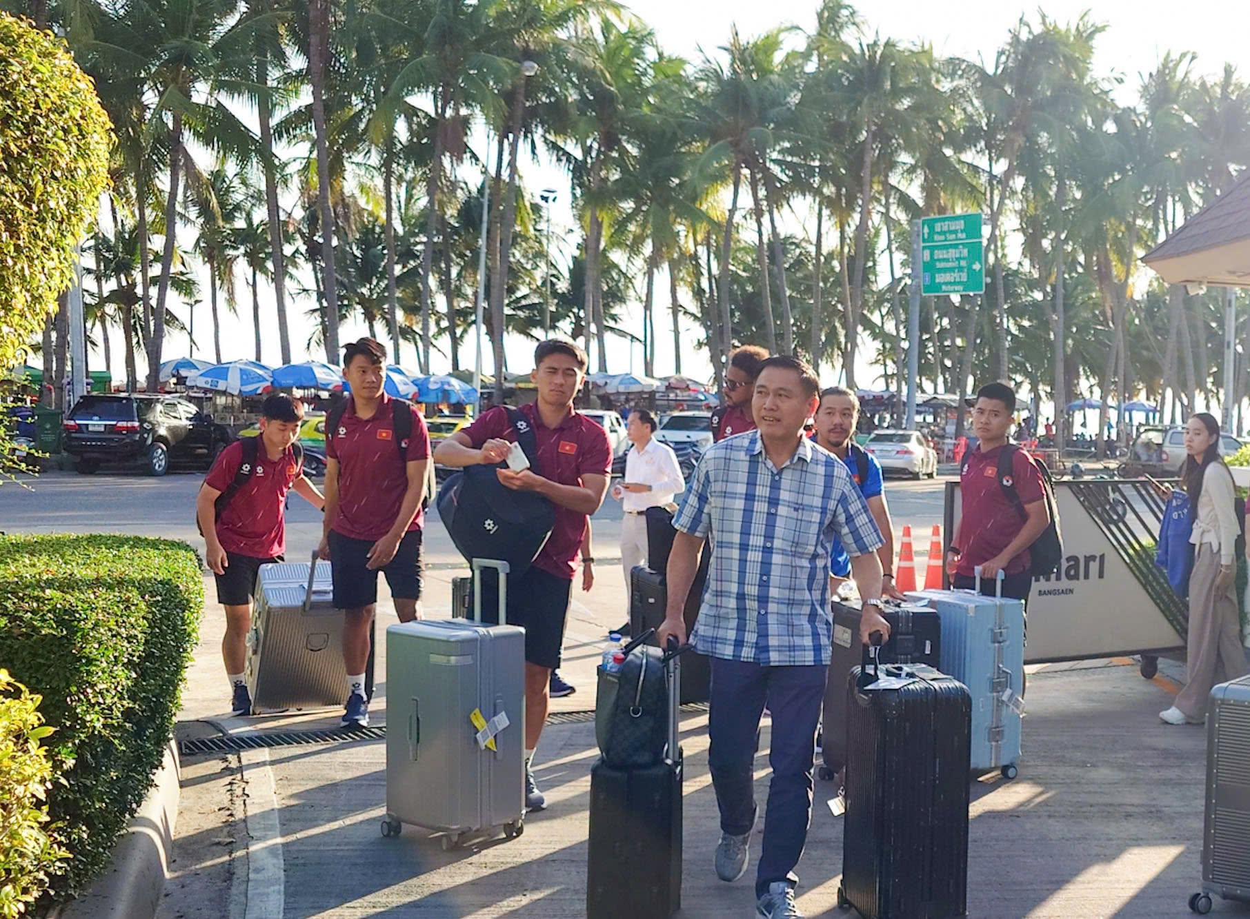 Tuyển Việt Nam hoàn tất hành trình đến Chonburi, hướng trọn sự tập trung vào trận mở màn ASEAN Championship 2026