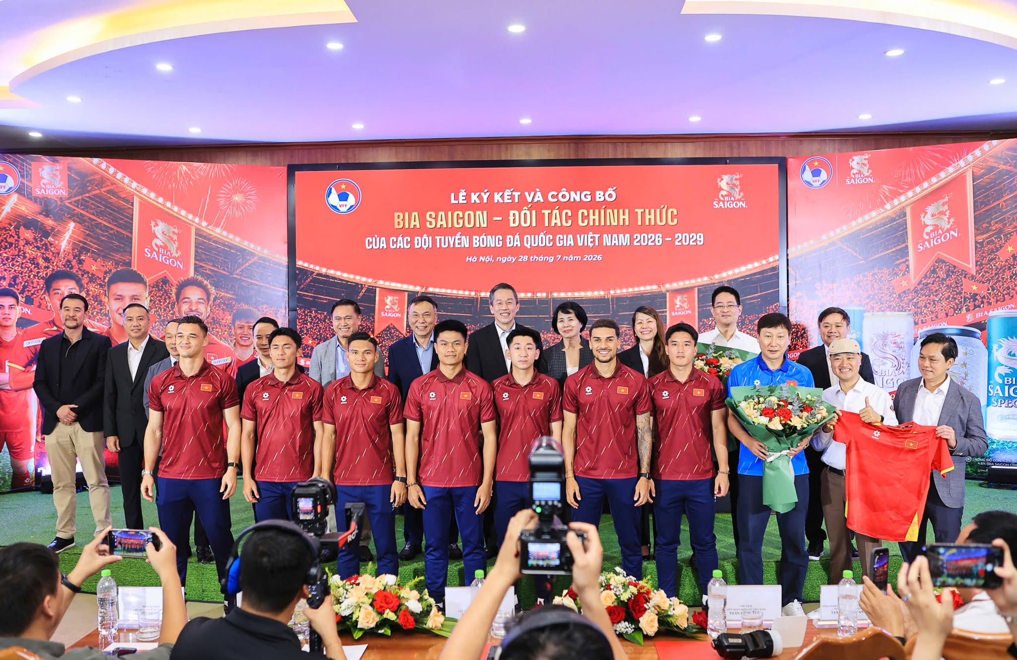 Bia Sài Gòn trở thành đối tác chính thức của các Đội tuyển Bóng đá Quốc gia Việt Nam đến năm 2029