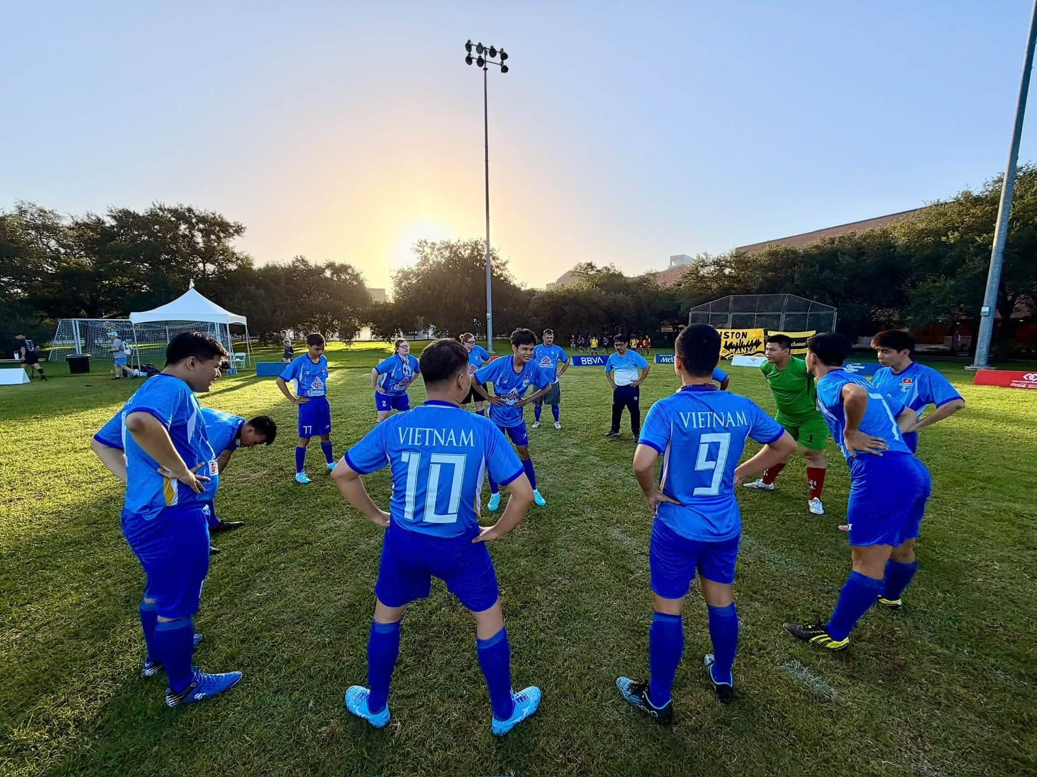 Đội tuyển bóng đá người khuyết tật trí tuệ Việt Nam tạo dấu ấn tại Genuine Cup Houston 2026