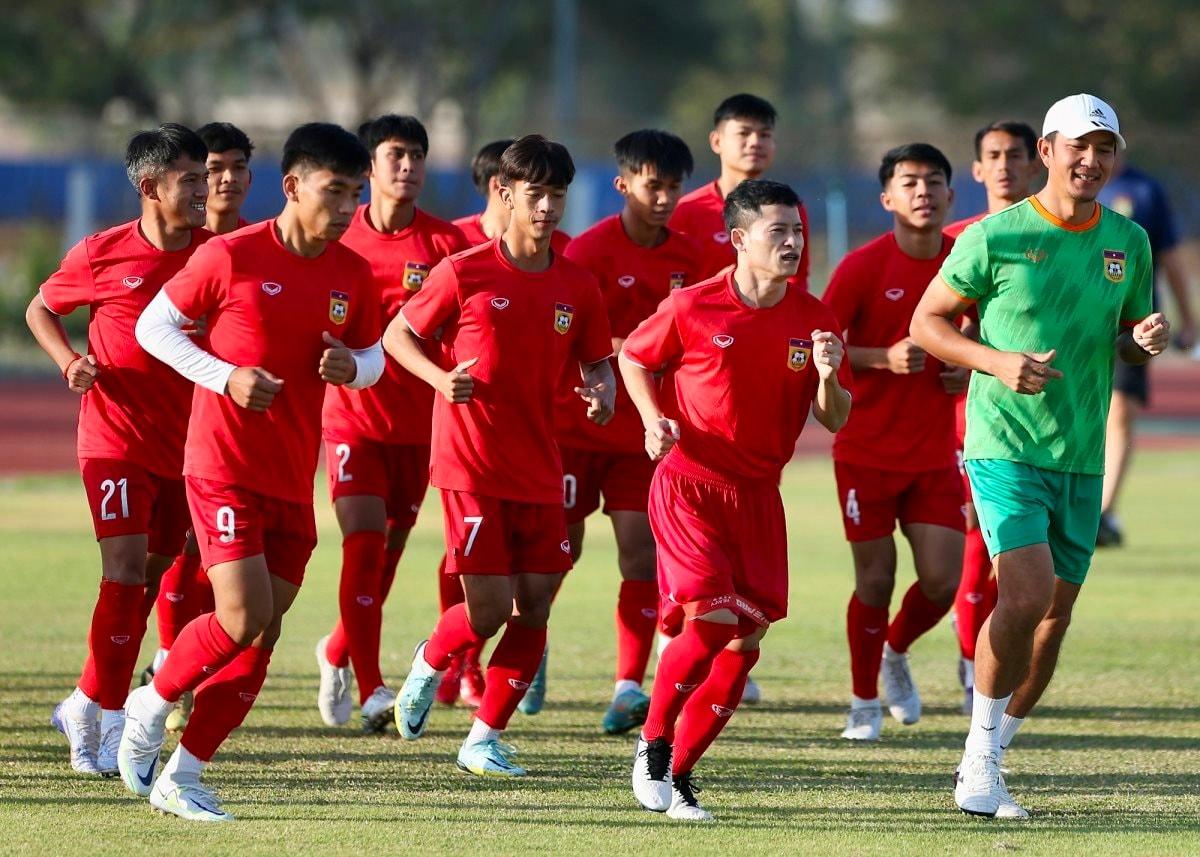 Đội tuyển Lào chọn Pleiku làm đại bản doanh, tăng tốc chuẩn bị cho ASEAN Cup 2026