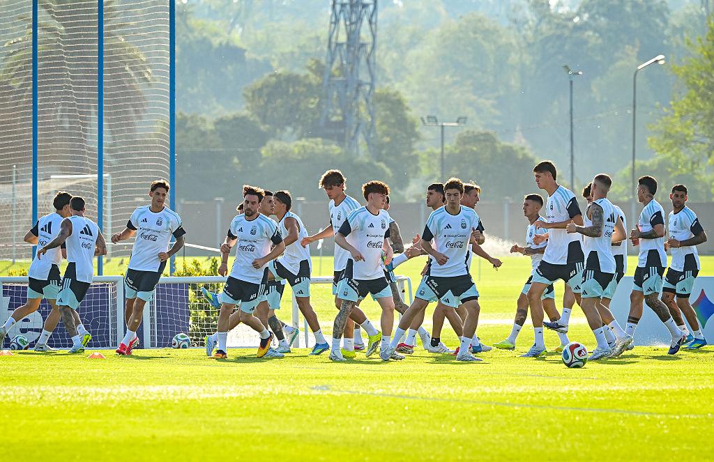 Argentina ban hành quy định mới gây tranh luận: Điều luật từng có thể khiến Messi lỡ hẹn đội tuyển quốc gia