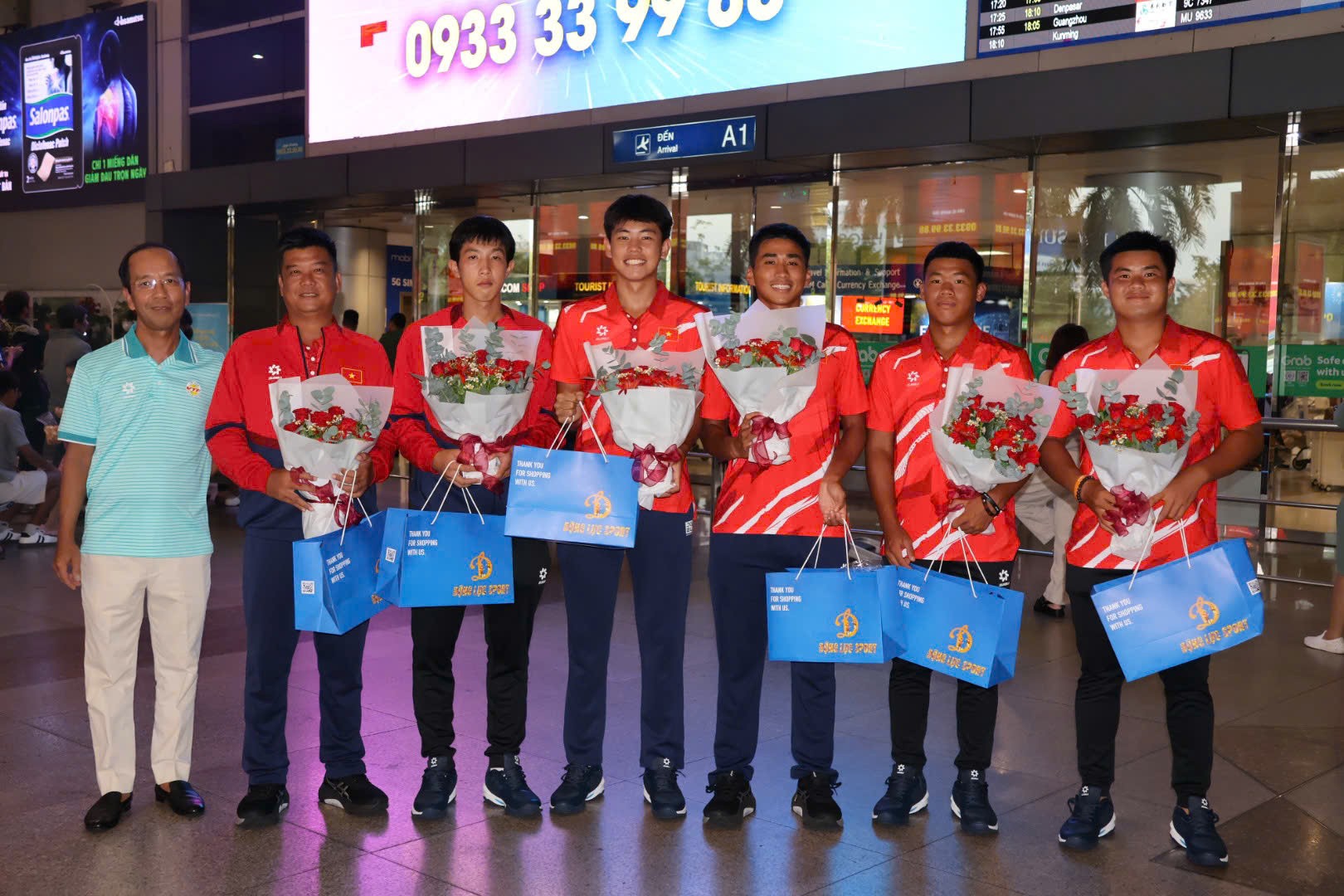 Tuyển quần vợt Việt Nam hoàn thành mục tiêu tại Davis Cup 2026 bằng bản lĩnh và tinh thần đồng đội