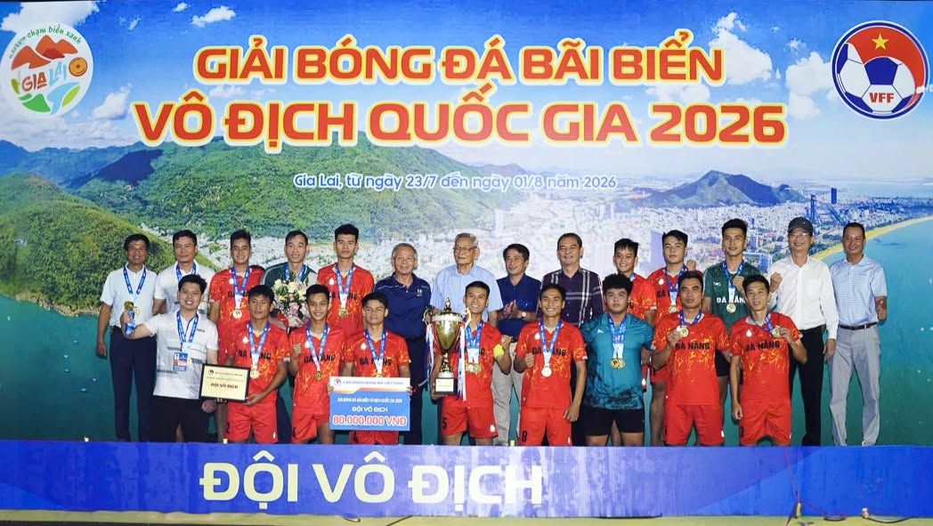 Đà Nẵng đăng quang Giải Bóng đá Bãi biển VĐQG 2026 bằng hành trình toàn thắng