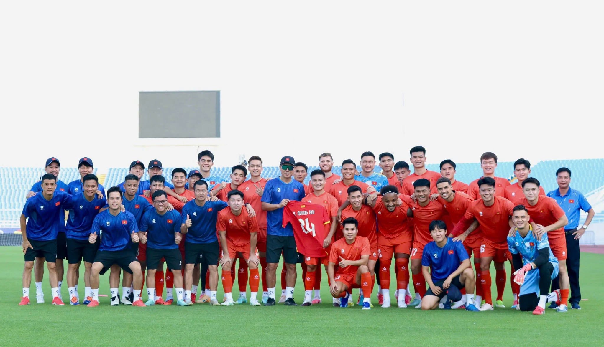 Quang Hải chạm mốc 84 trận, viết thêm một trang sử cho tuyển Việt Nam