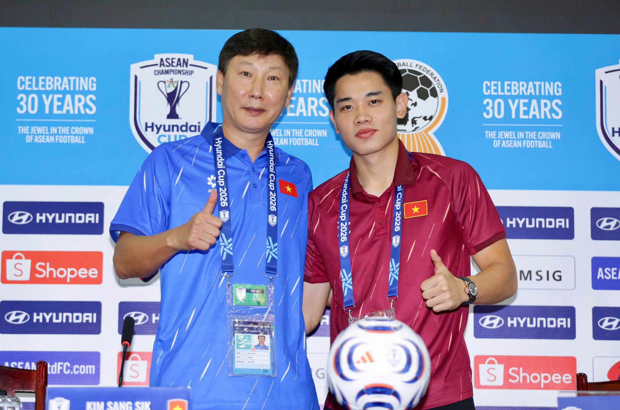 HLV Kim Sang Sik: Việt Nam phải giữ sự tập trung cho 90 phút quyết định