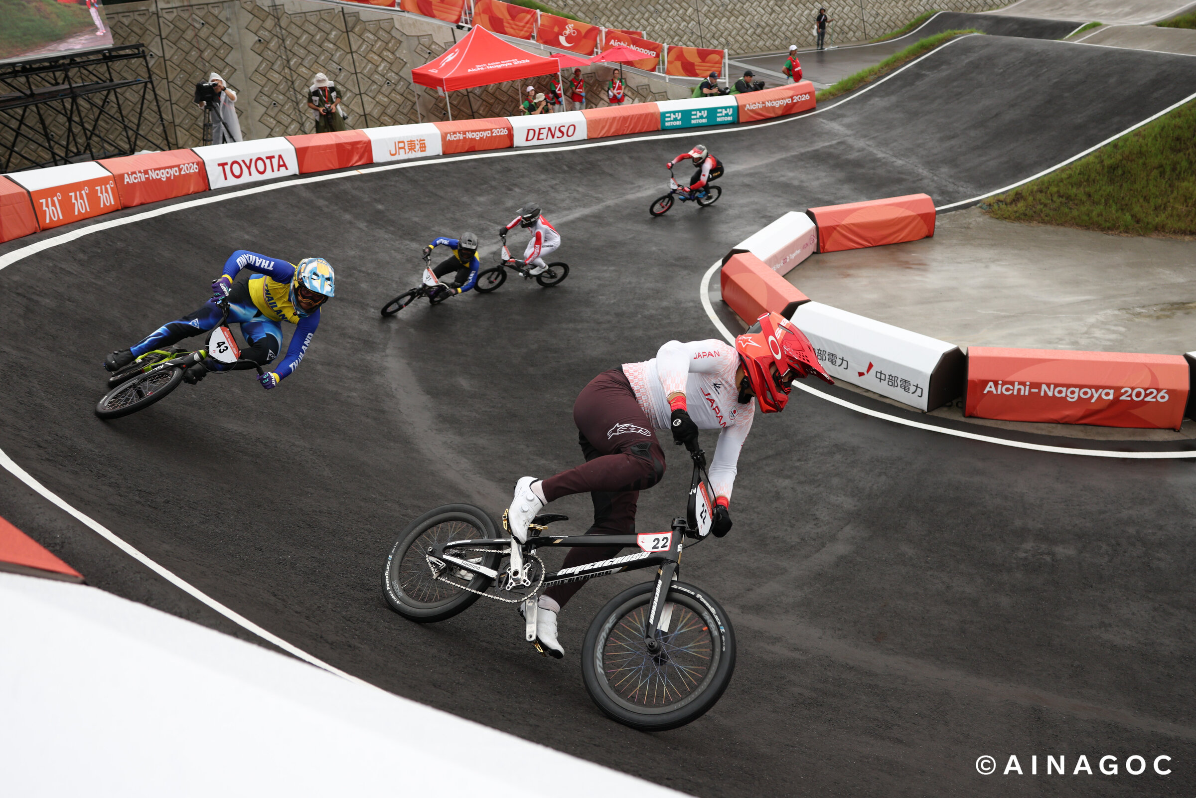 BMX Racing nữ Asian Games 2026: Hatakeyama Sae ngược dòng giành vàng trên sân nhà