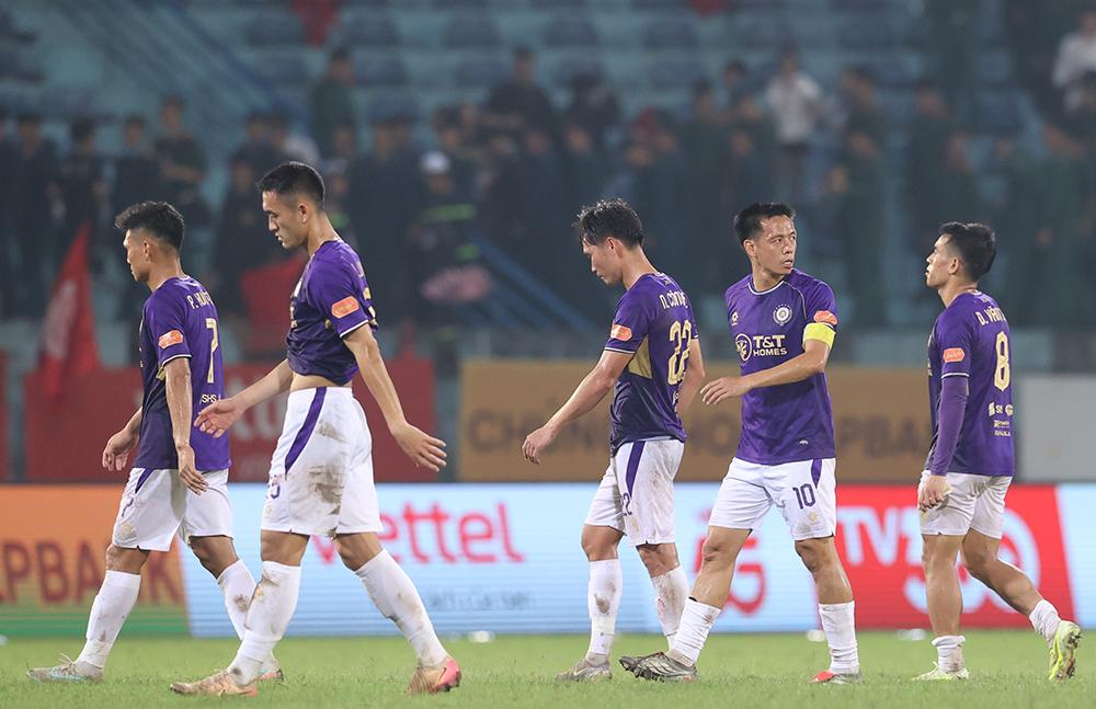 Hà Nội FC trước ngã rẽ V.League: Đã đến lúc bản lĩnh lên tiếng