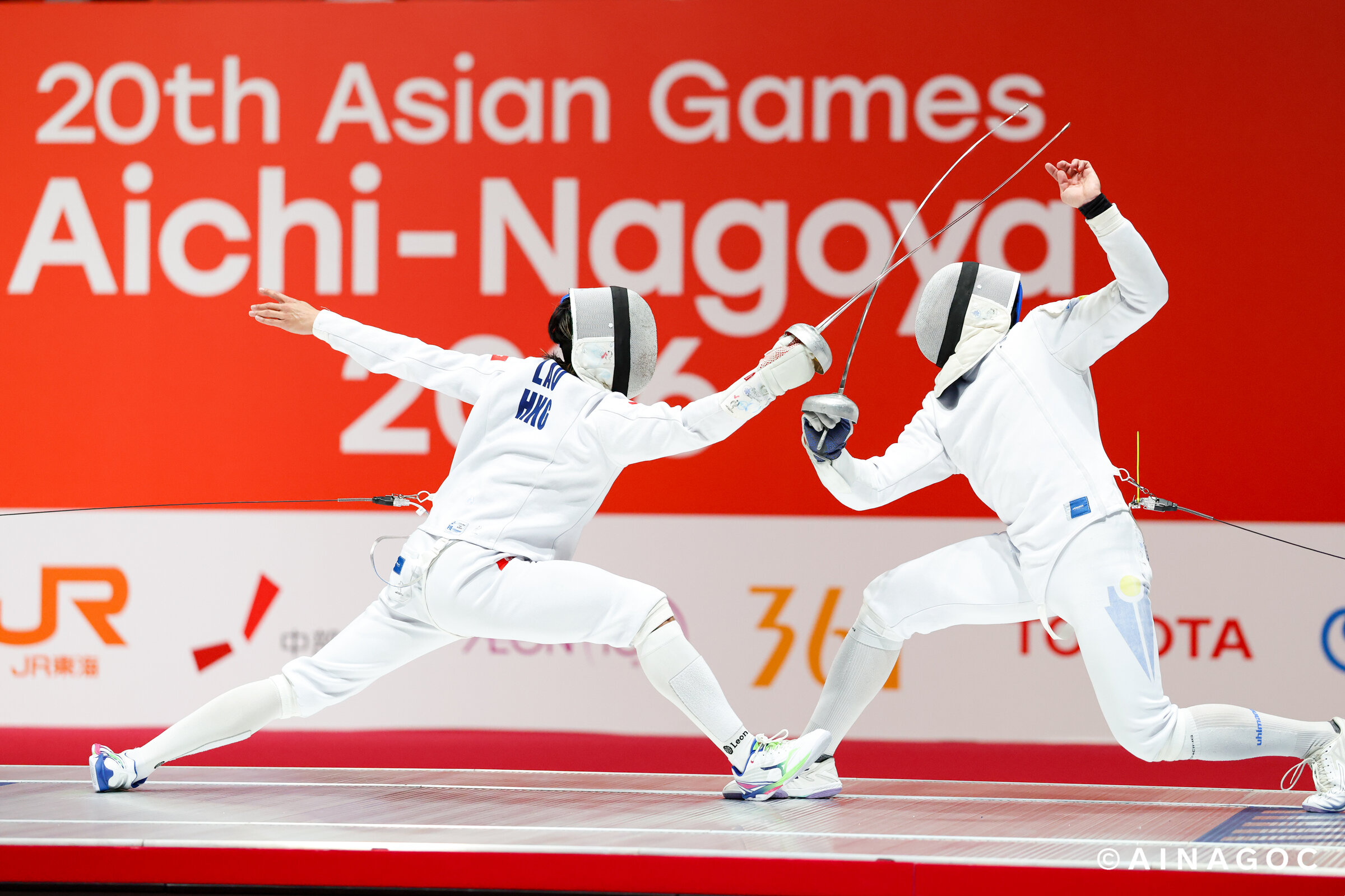 Kazakhstan ngược dòng, Hong Kong giành HCĐ kiếm chém đồng đội nam