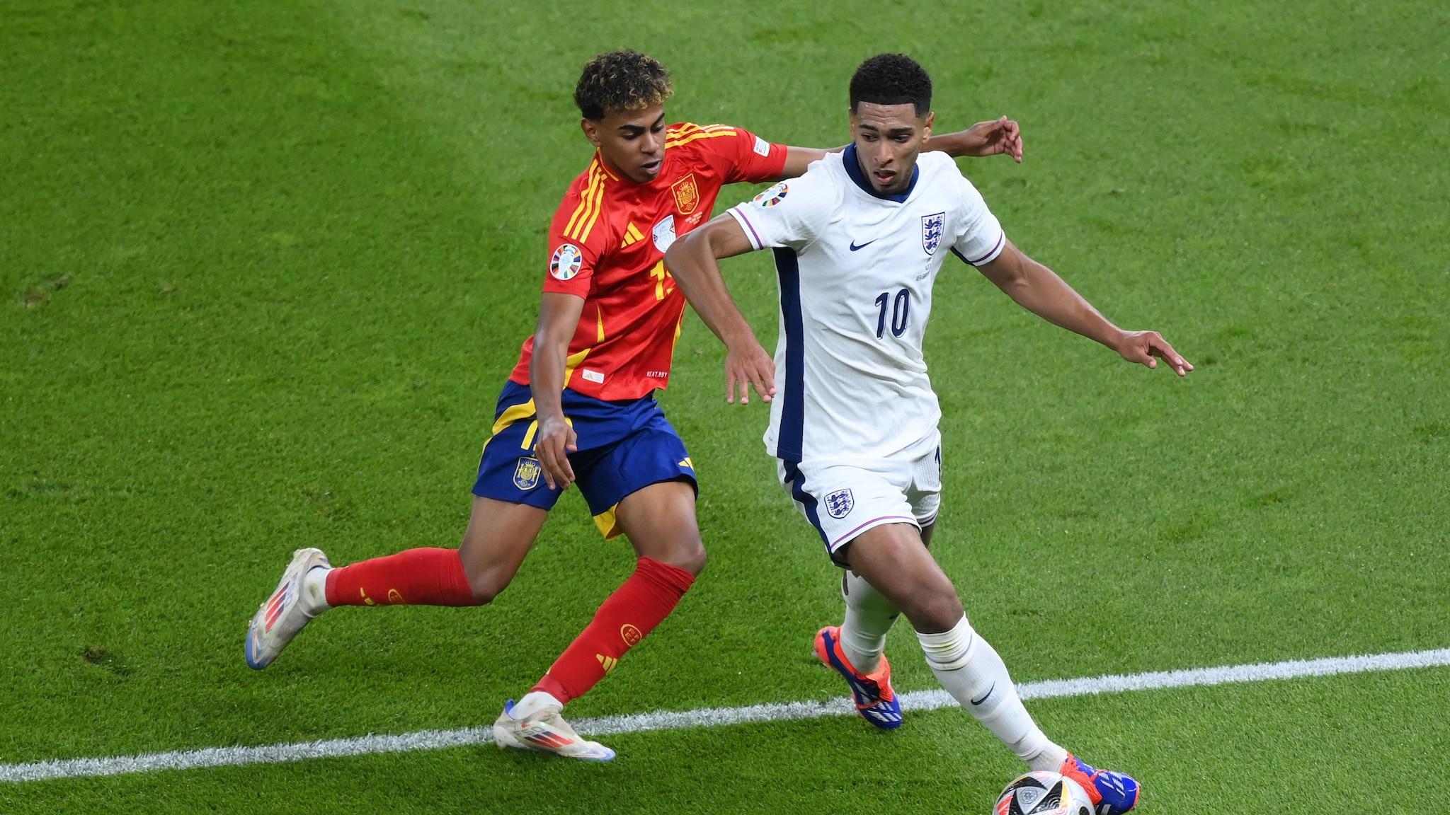 Tây Ban Nha ngược dòng hạ Anh 3-2 trong màn rượt đuổi nghẹt thở tại Wembley