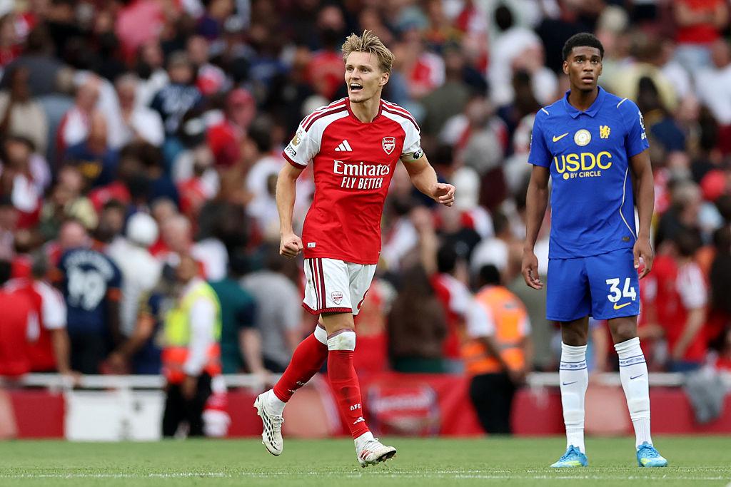 Arsenal ngược dòng hạ Chelsea, giữ mạch toàn thắng tại Premier League