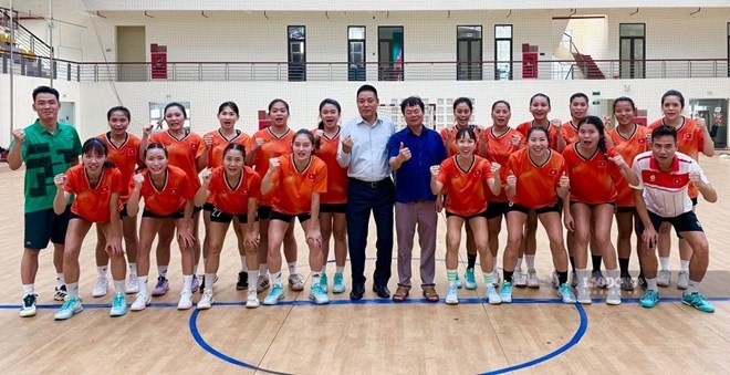 Bóng ném nữ Việt Nam ASIAD 20 nhận “thưởng nóng” 100 triệu đồng