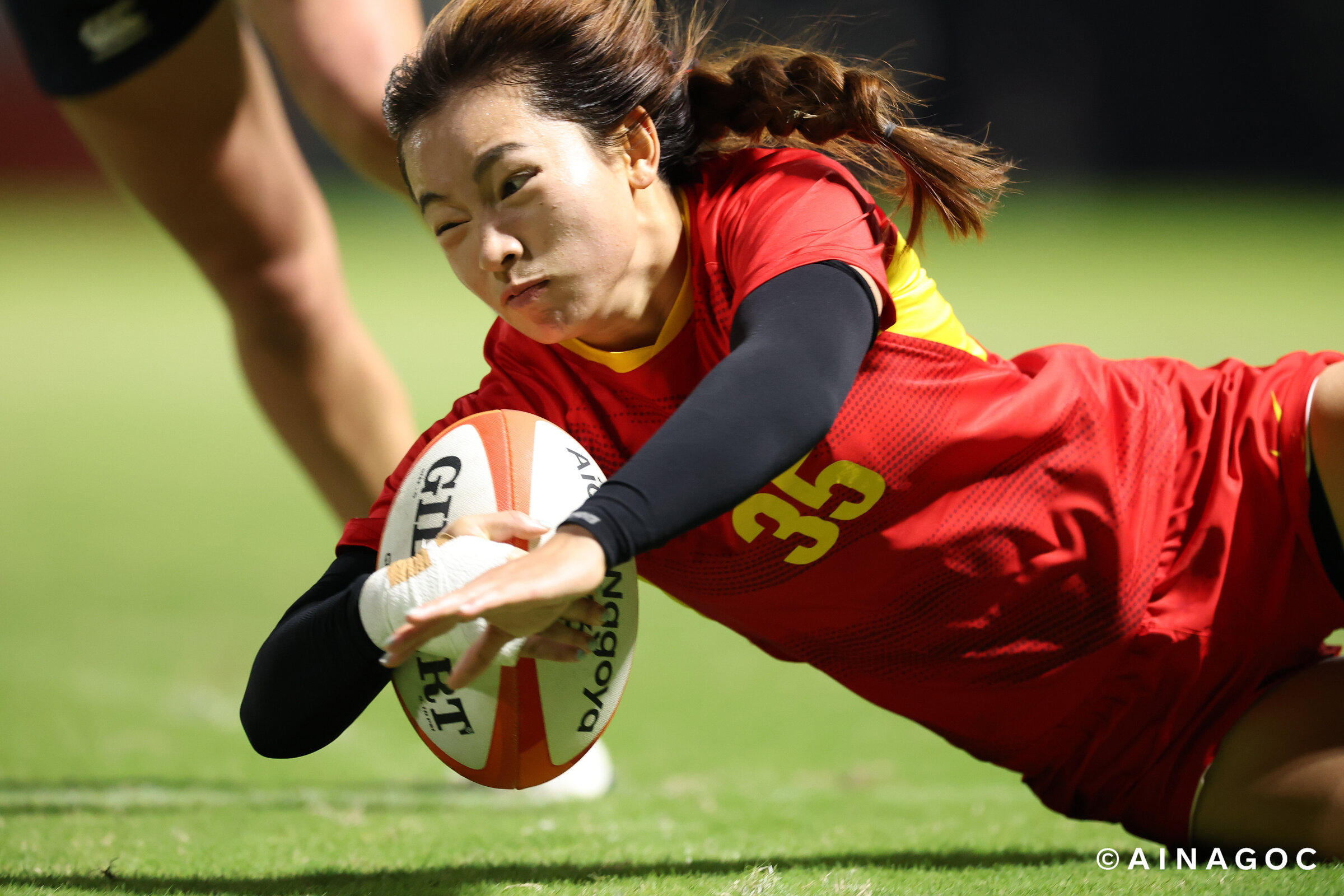 Rugby nữ Nhật Bản giành vàng trên sân nhà sau trận chung kết nghẹt thở với Trung Quốc
