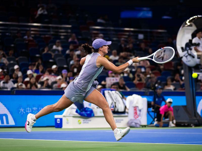 Iga Swiatek bứt tốc tại Wuhan Open, nuôi hy vọng dự WTA Finals 2026