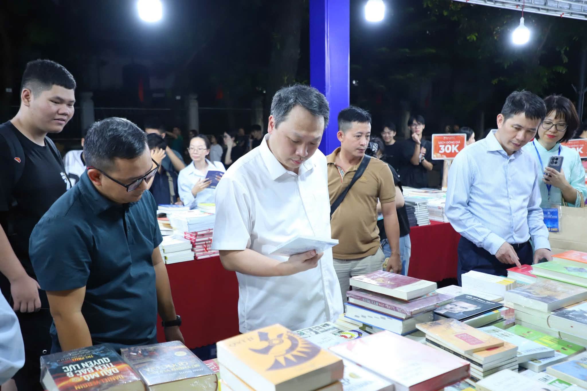 Hội Sách Hà Nội 2026 mở rộng không gian đọc trong kỷ nguyên số