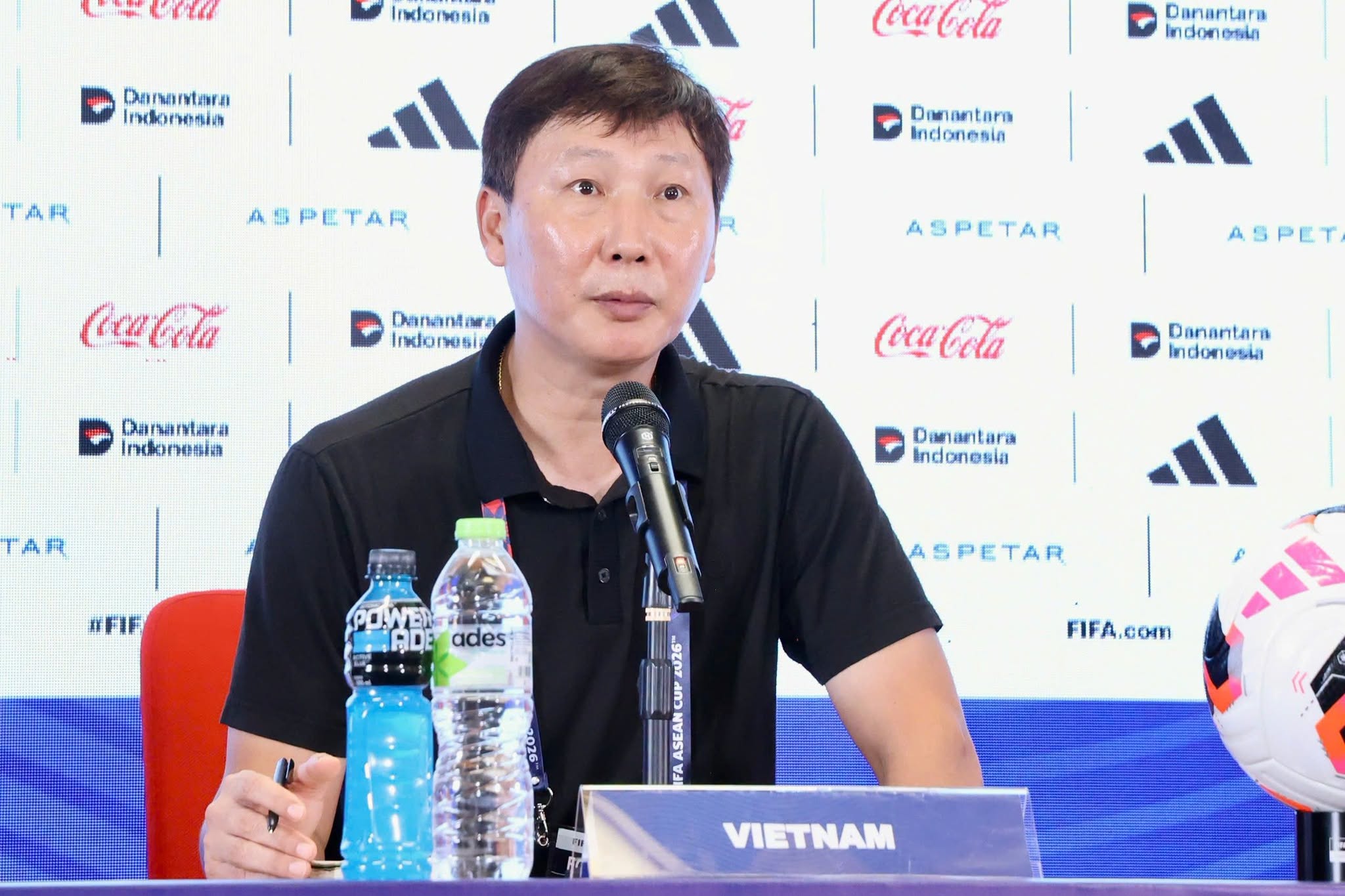 Tuyển Việt Nam trước Asian Cup 2027: Tìm sự cân bằng từ tuyến giữa