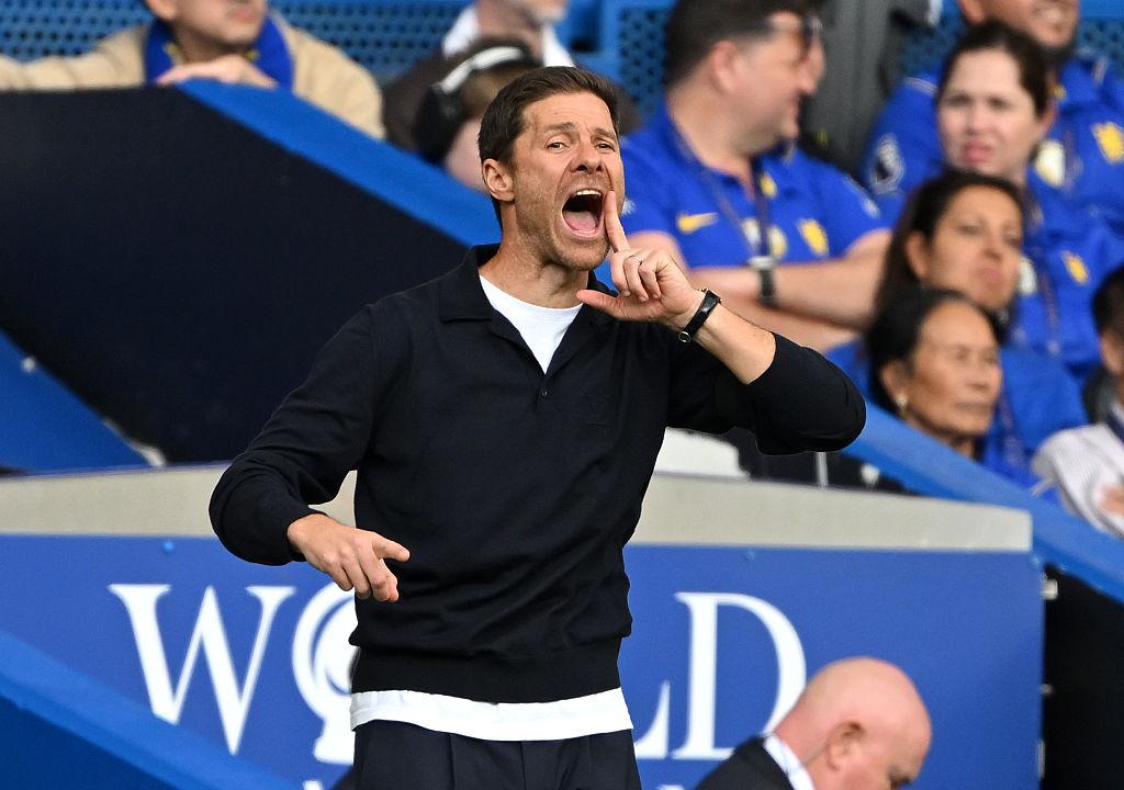 Chelsea vs MU: Xabi Alonso trước bài toán Estevao và những giới hạn của The Blues