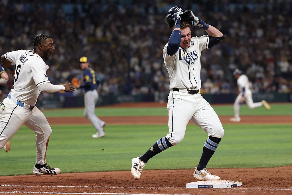 World Series 2026: Rays níu hy vọng, Brewers tiến sát chức vô địch lịch sử