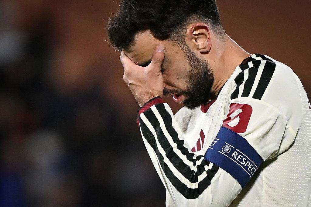 MU khủng hoảng: Khi những bất đồng chiến thuật đẩy Michael Carrick vào tâm bão