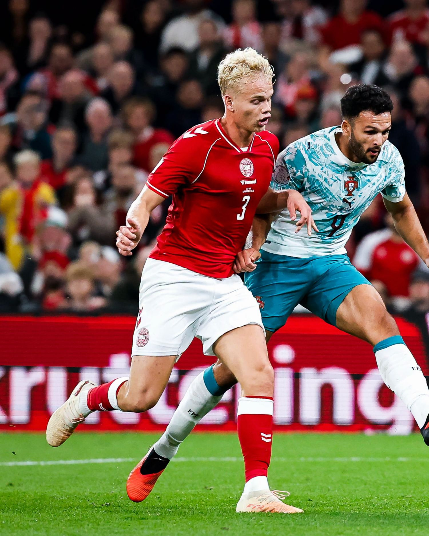 Bồ Đào Nha thắng Đan Mạch 4-2 trong ngày vắng Ronaldo