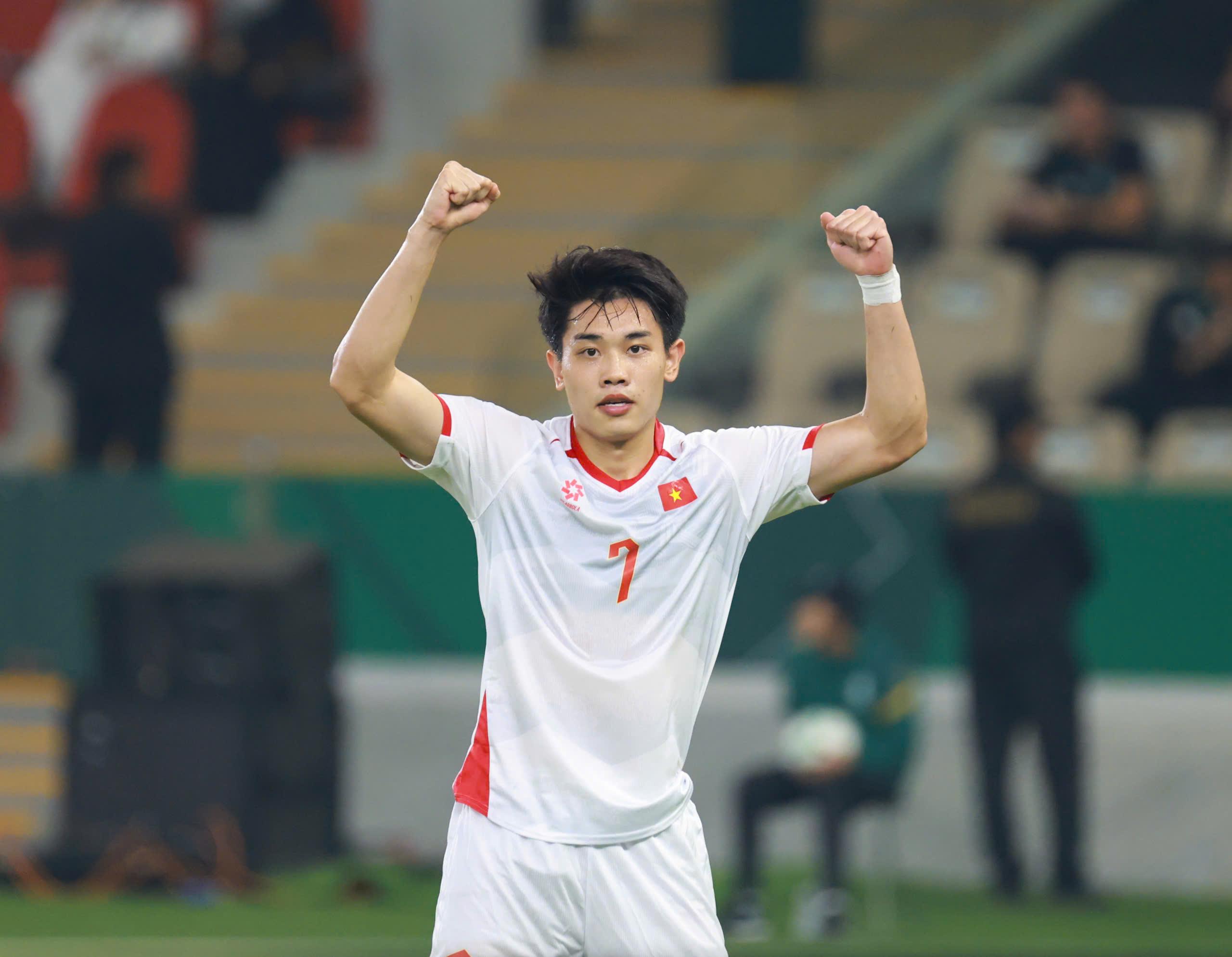 Đình Bắc còn 2 trận treo giò, lỡ hai trận đầu Asian Cup 2027